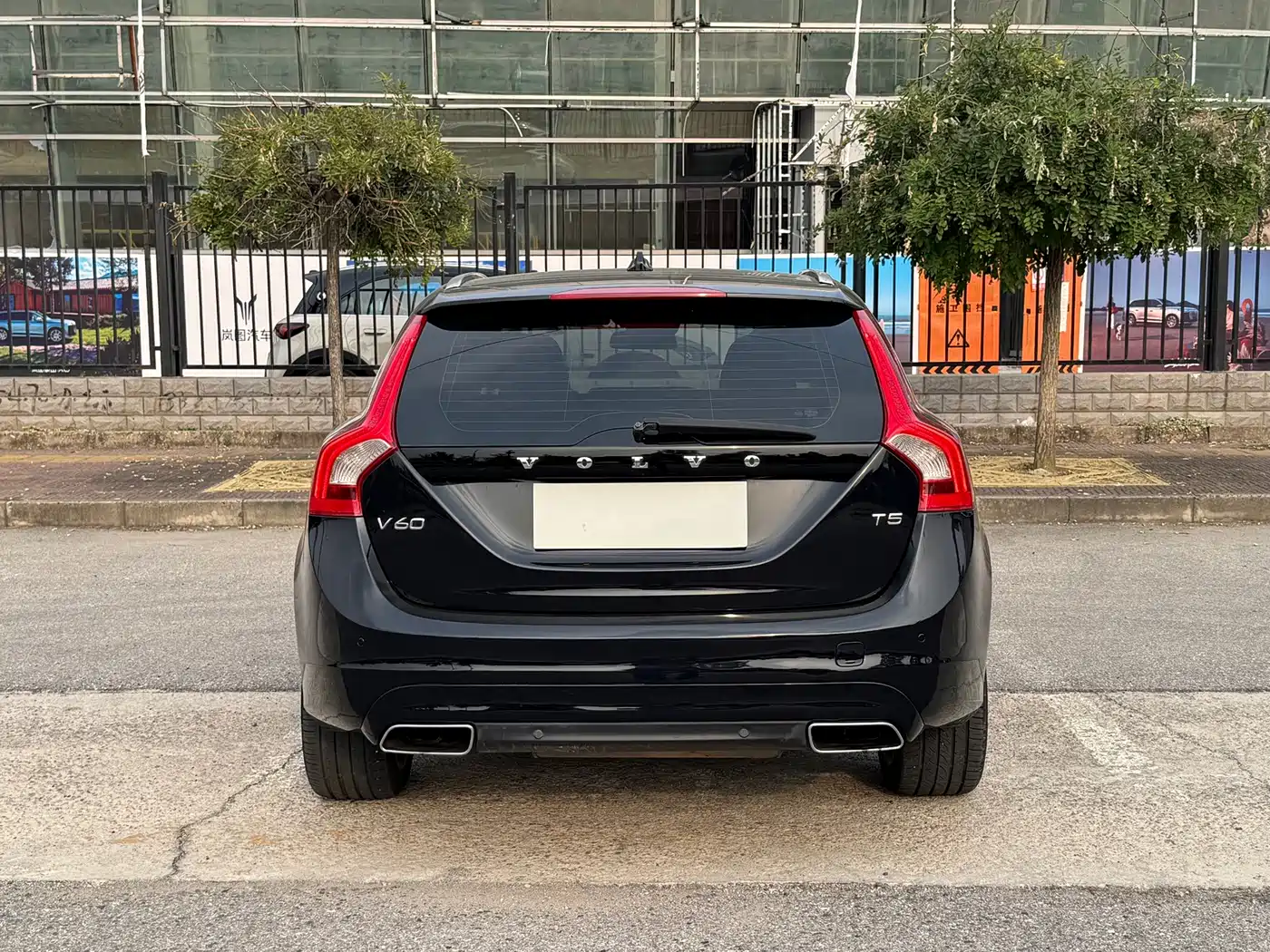 Volvo V60 2014 2014 T5 Wisdom & Elegance