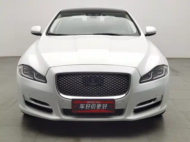 Jaguar XJ 2018 XJL 3.0 SC 2WD Elegant Business Edition — фото 3