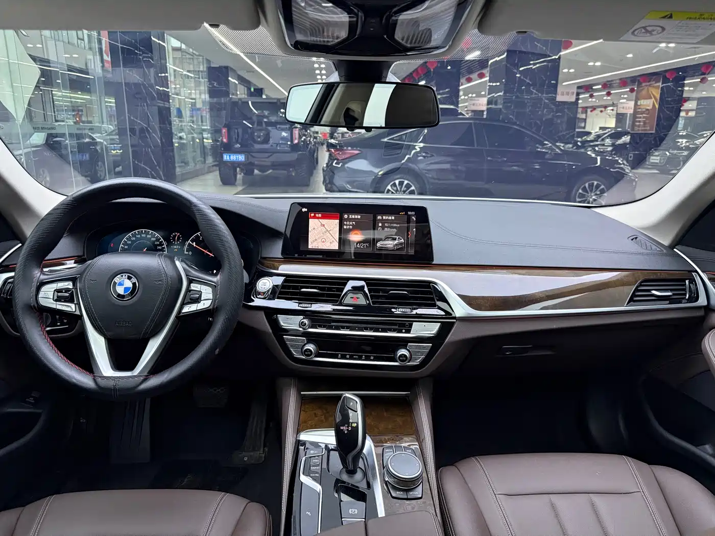 BMW 5 Series 2019 525Li Luxury Package фото 7
