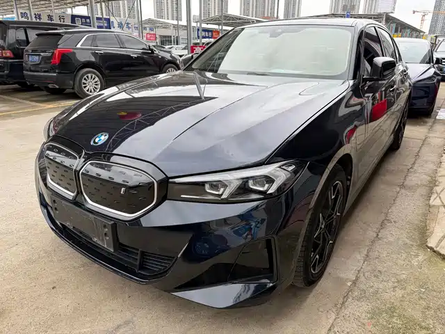 BMW i3 2024