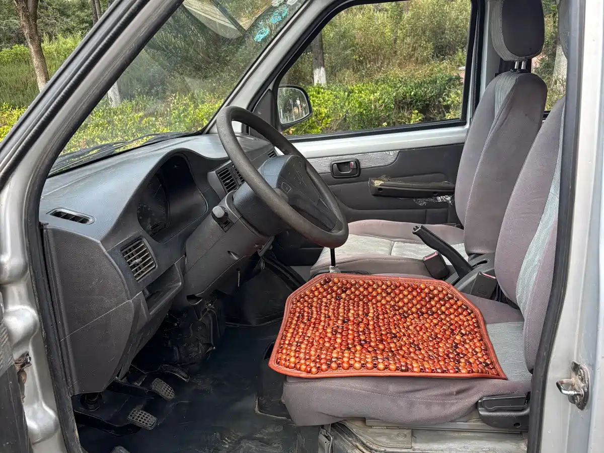 Wuling Motors Wuling Rongguang 2011 2011 1.2L Standard Model