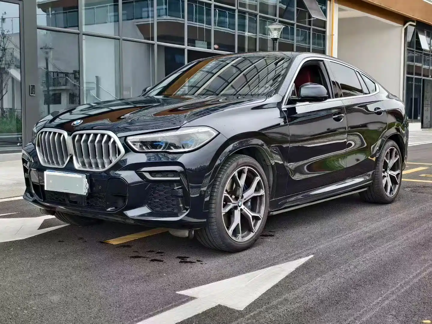 Фото 1 - BMW X6