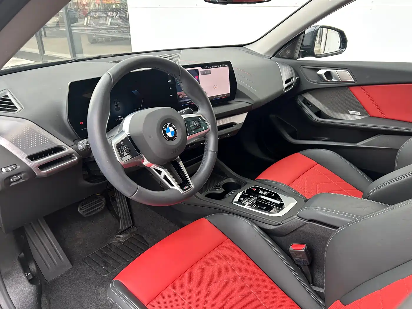 BMW 2-SERIES