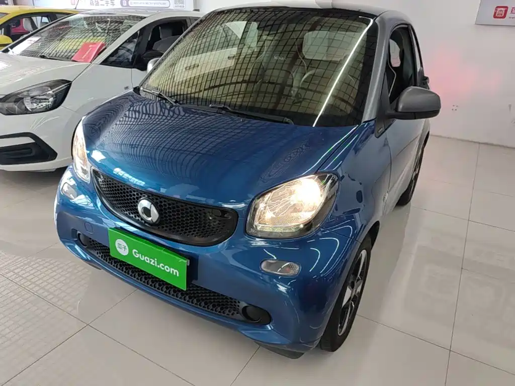 smart fortwo 2018 2018 1.0L 52kW Hardtop Passion Edition China V