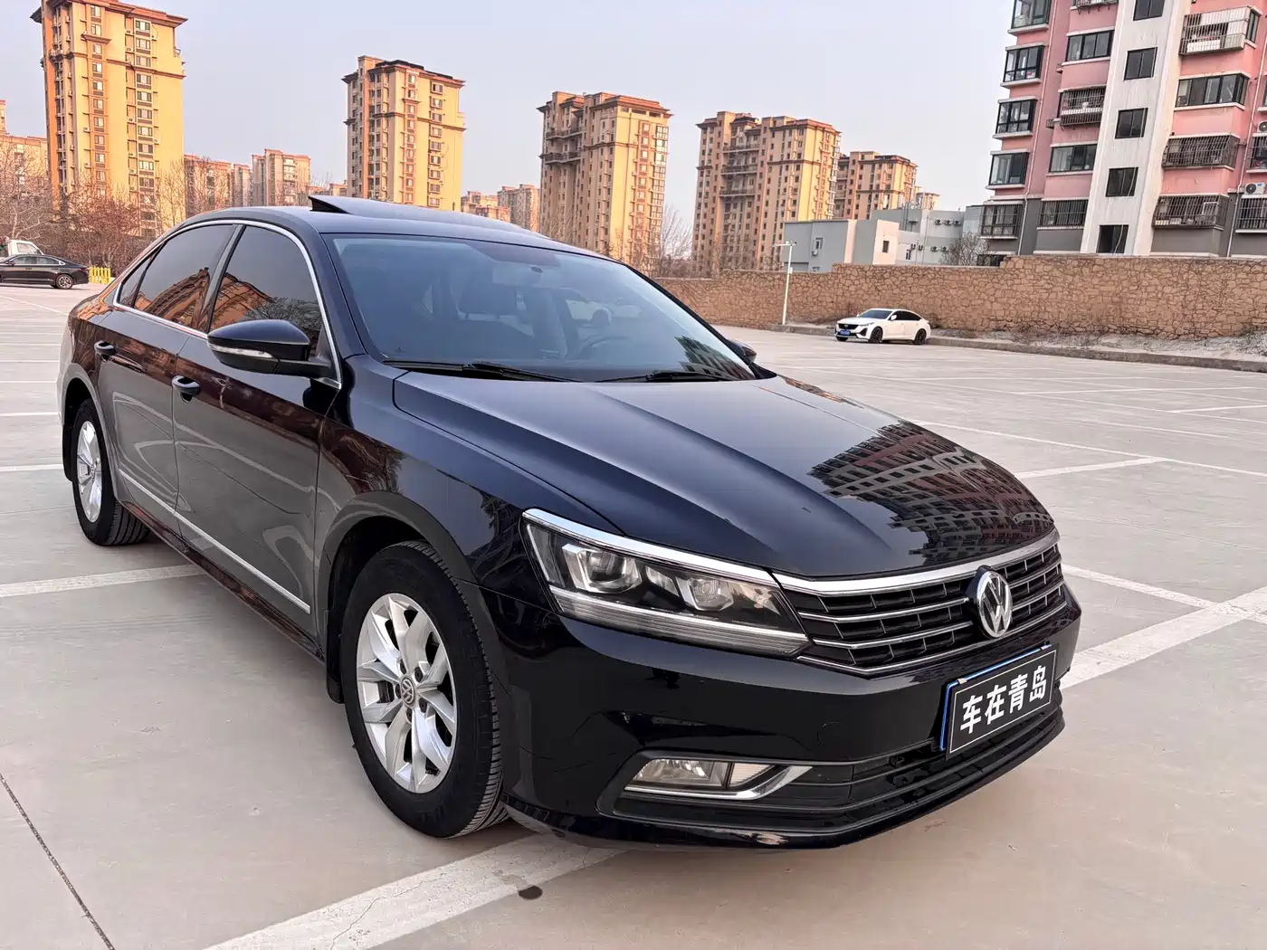 Volkswagen Passat 2015 1.8TSI Automatic Prestige Edition фото 3