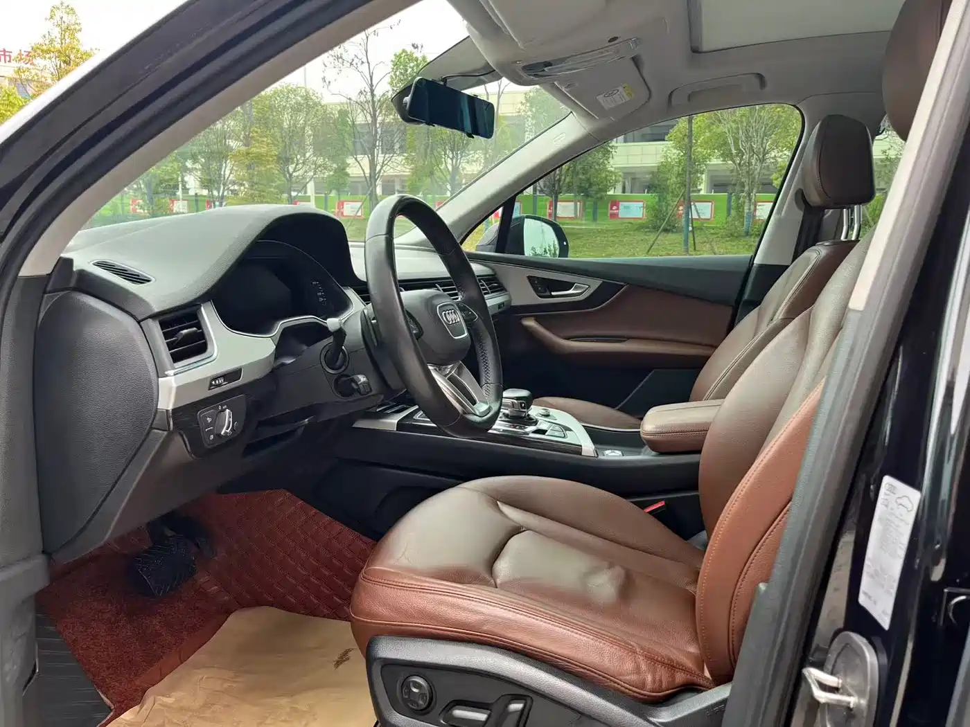 AUDI Q7