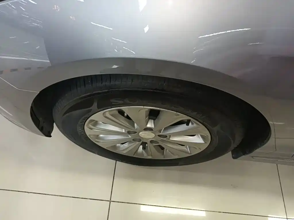Photo 23 - Hyundai Sonata