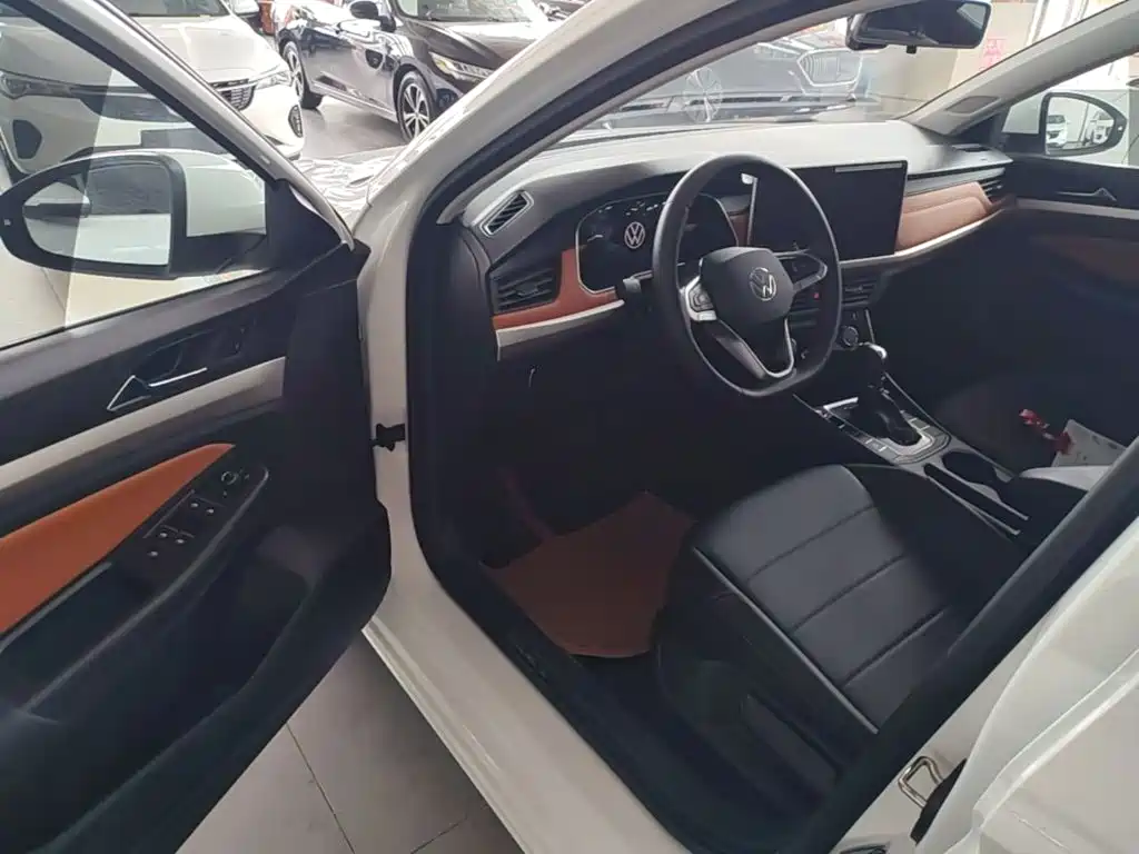 Volkswagen Bora 2025 2025 200TSI DSG Joy Ride Navigation Edition