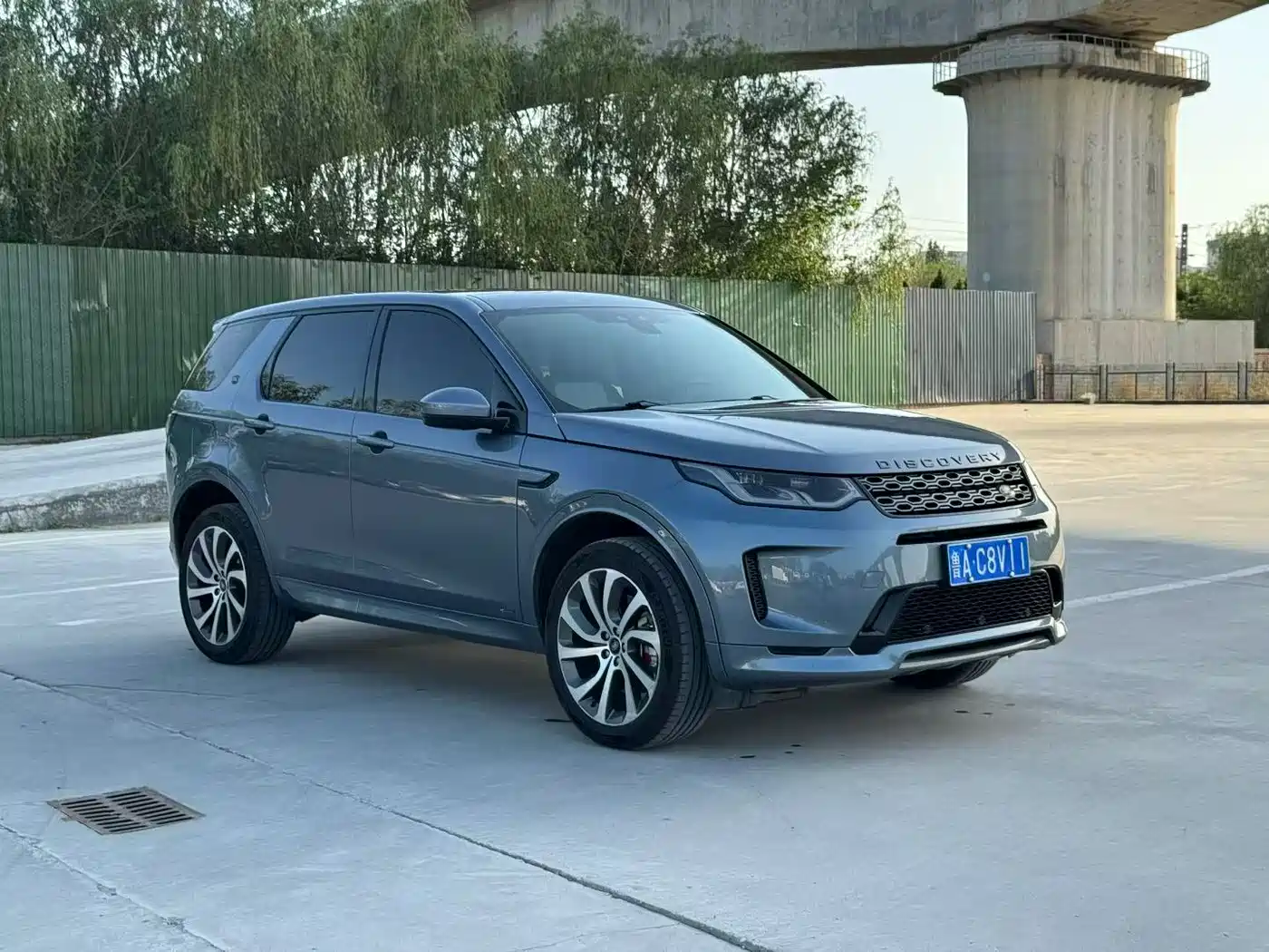 Land Rover Discovery Sport 2021 249PS R-Dynamic SE Performance Technology Edition 5-seater фото 3
