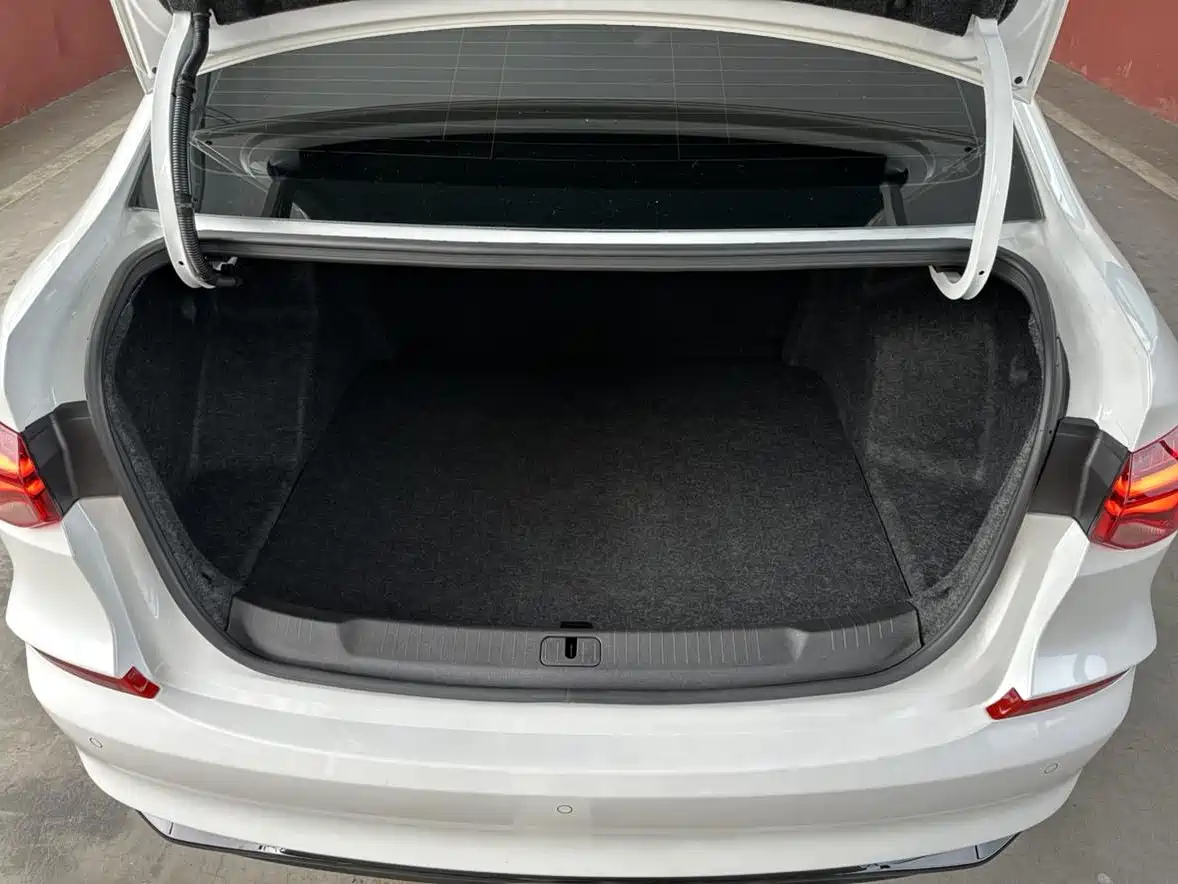 Chevrolet Monza 2024 2023 1.5L Dual-Clutch Enjoyment Edition