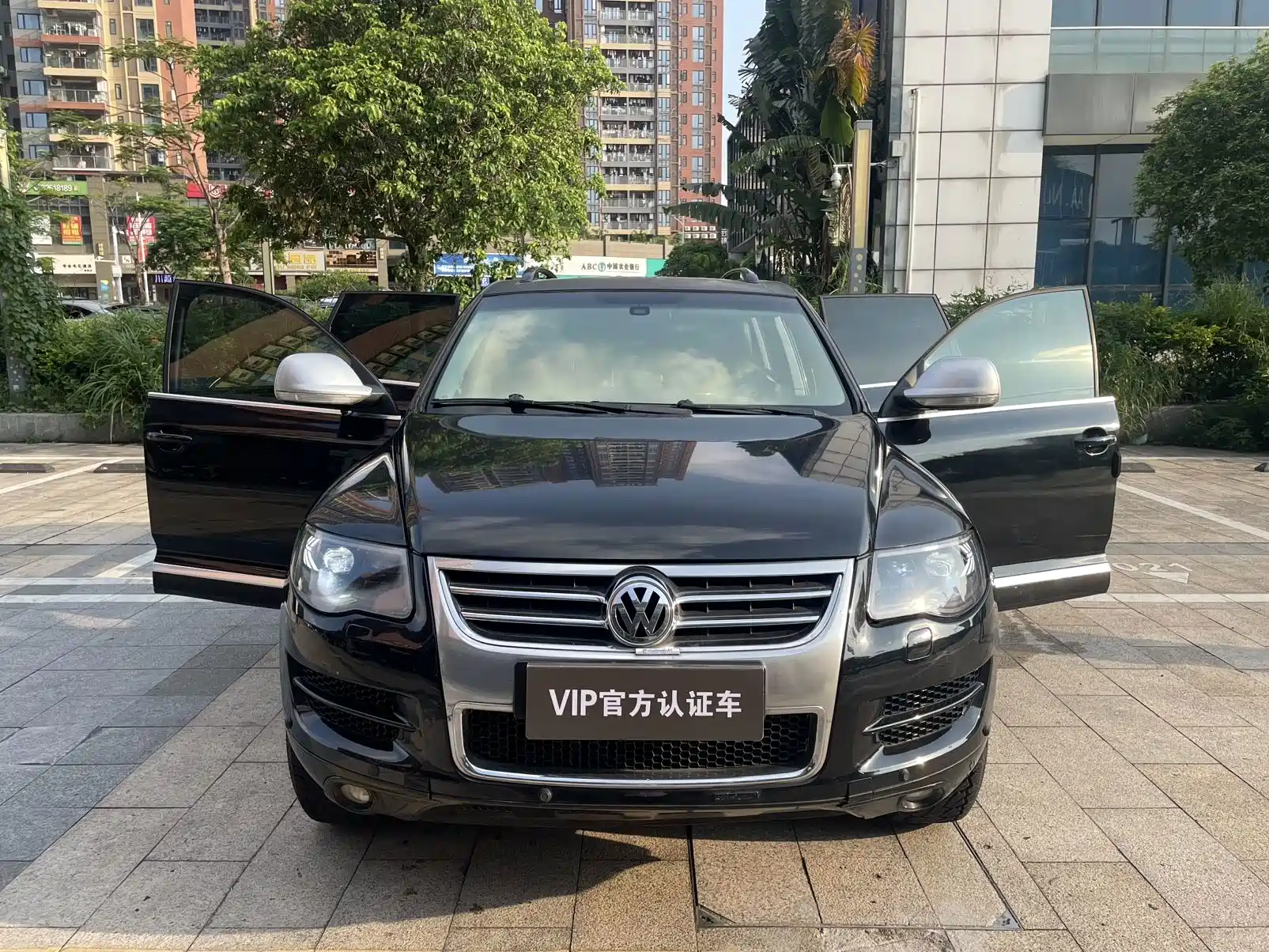 Фото 17 - Volkswagen Touareg