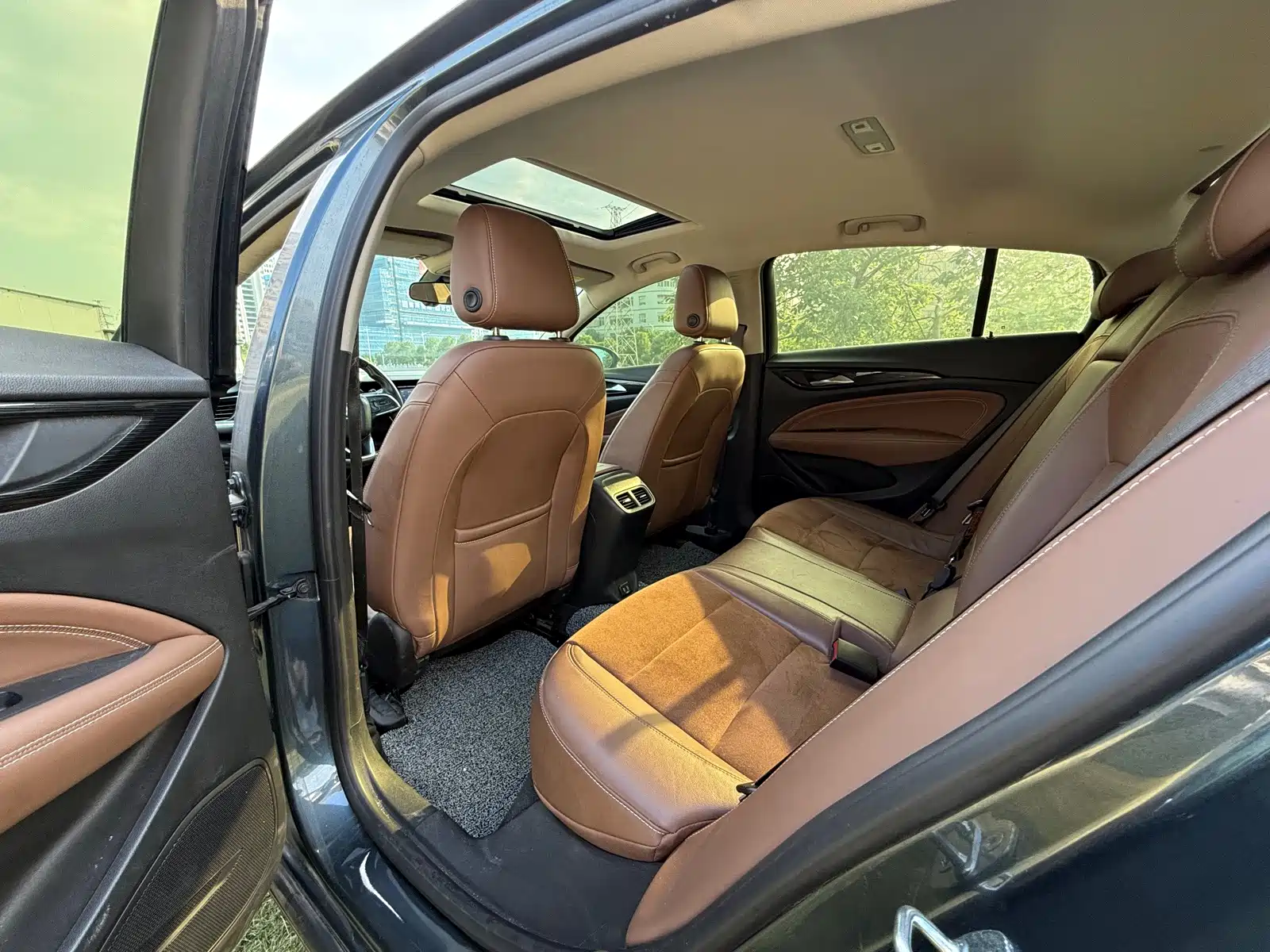 Фото 8 - Buick Regal