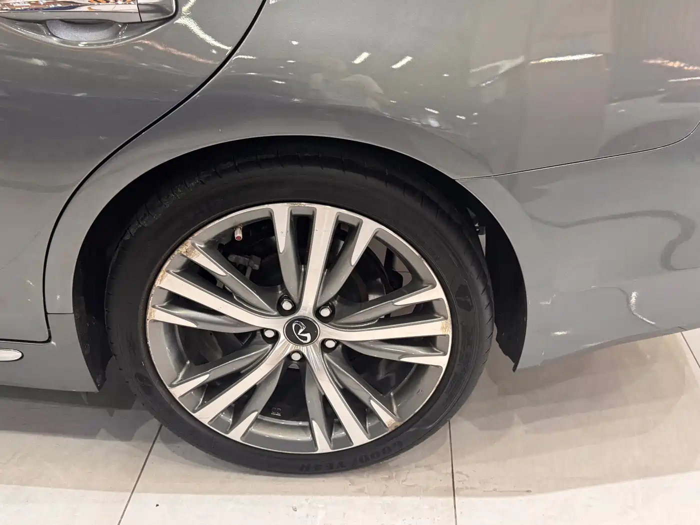 Infiniti Q50L 2019 2018 2.0T Elite Sport (China VI)