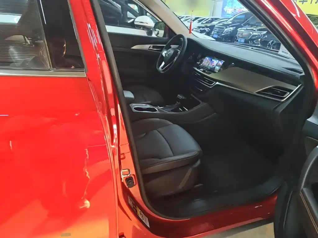 Changan CS35 PLUS 2019 2018 1.6L Automatic Cool Connect China V