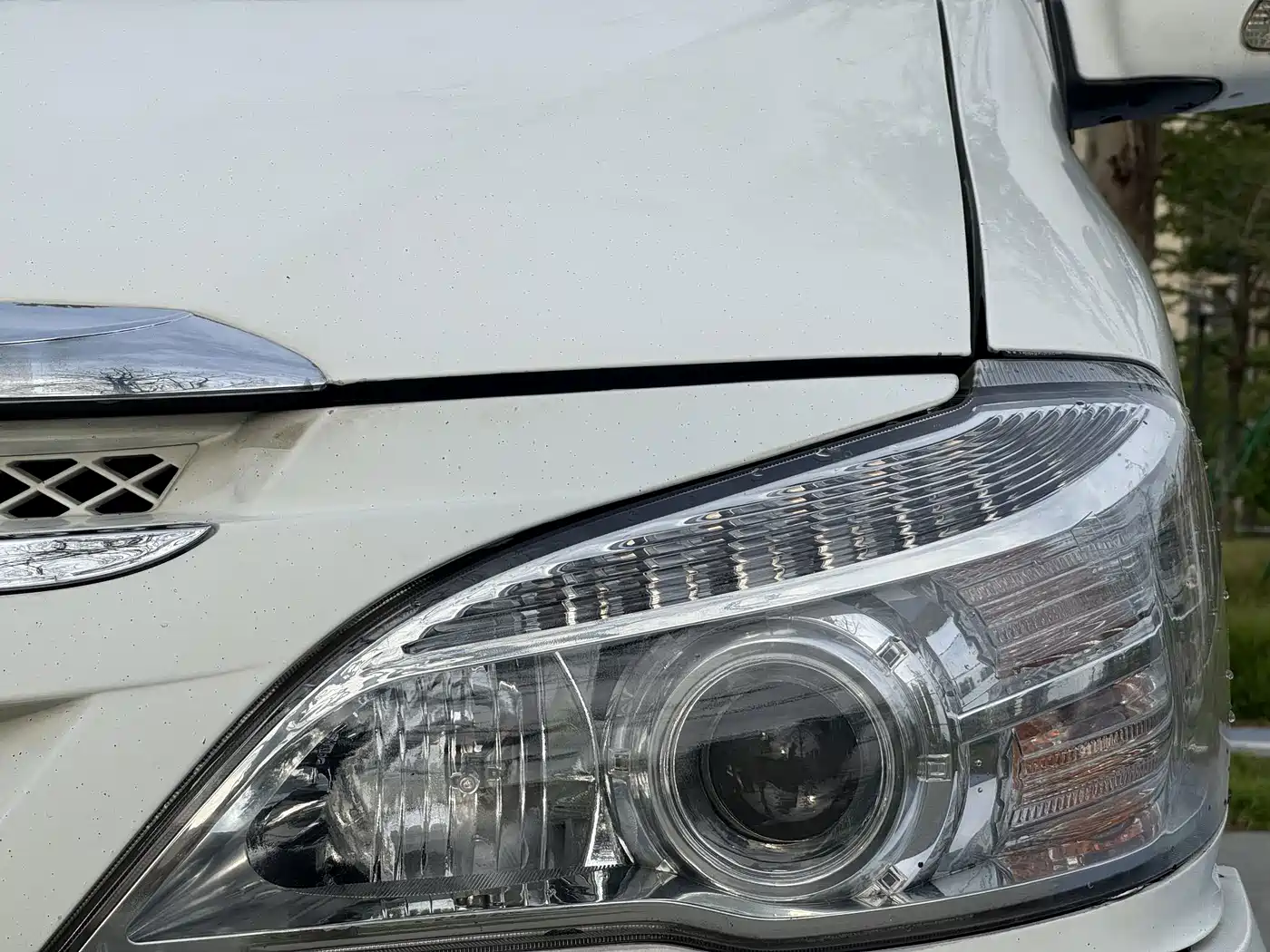 Jinbei Grace 2010 2010 2.4L-3rd Gen Prestige Standard 9-seater 4RB2