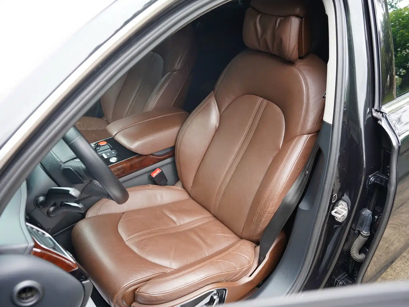 Фото 31 - Audi A8