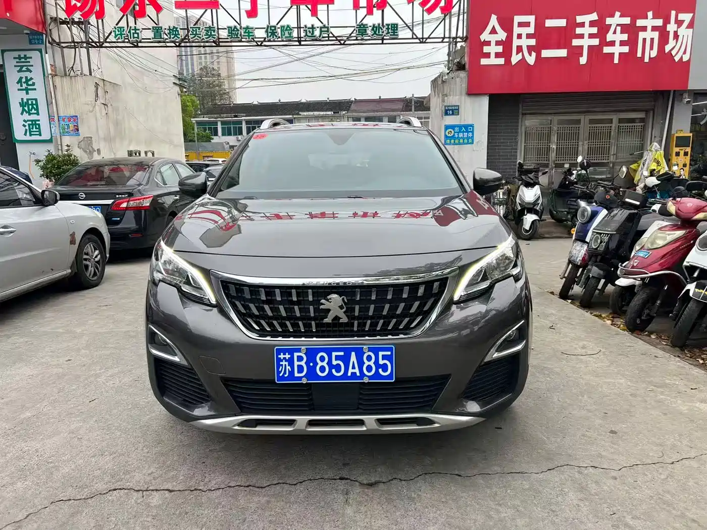 PEUGEOT 4008