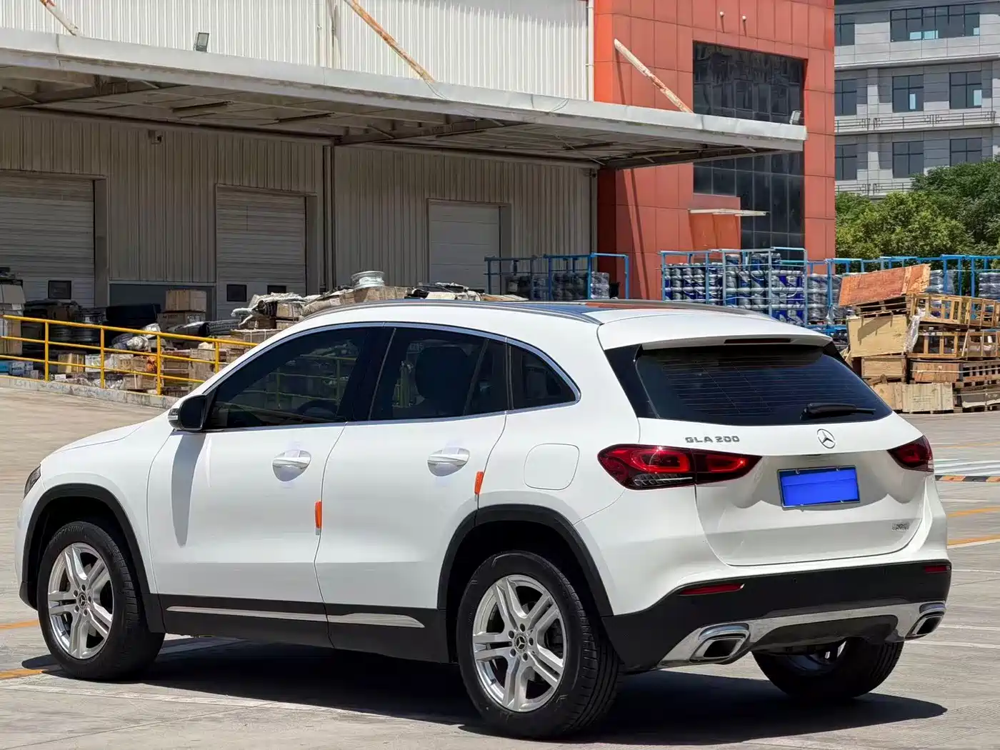 Mercedes-Benz GLA 2023 2023 GLA 200