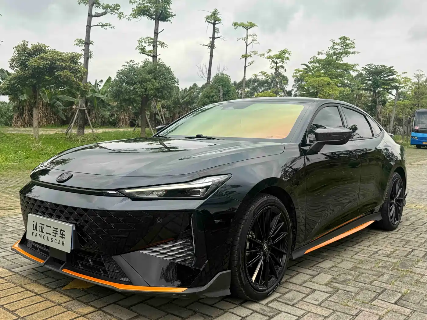 Changan UNI-V 2024 1.5T Deluxe Sport