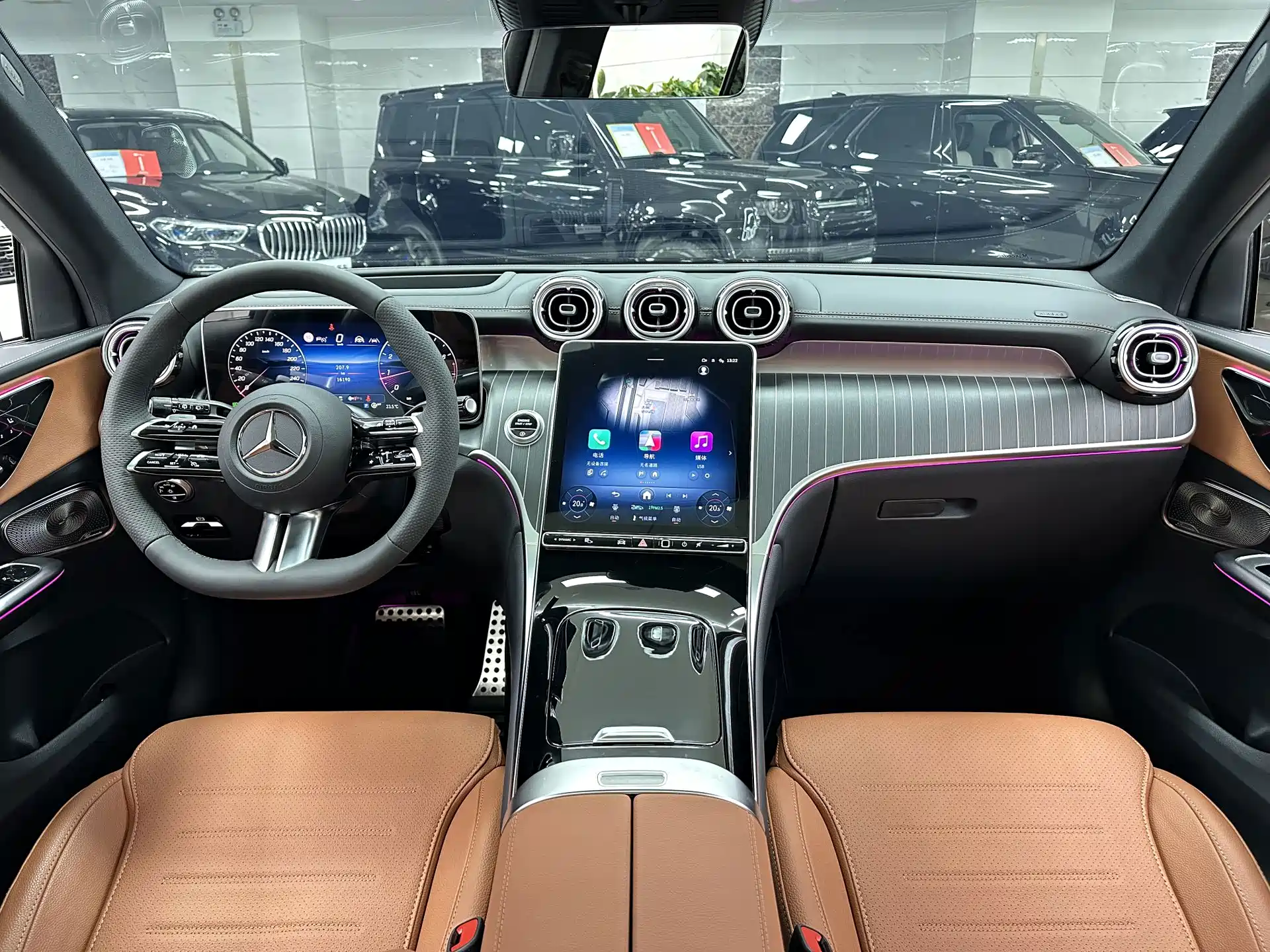 Фото 14 - Mercedes-Benz GLC