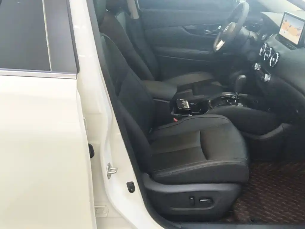 Nissan X-Trail 2026 2025 Honor 2.0L 2WD Leading Edition