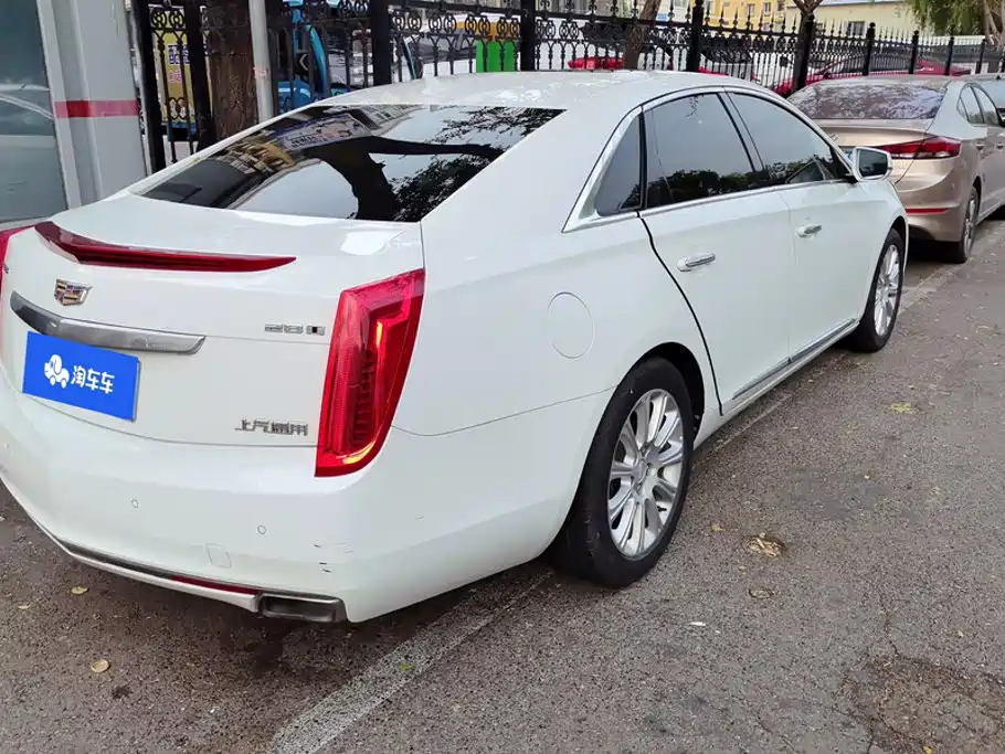 Cadillac XTS 2016 2016 28T Technology