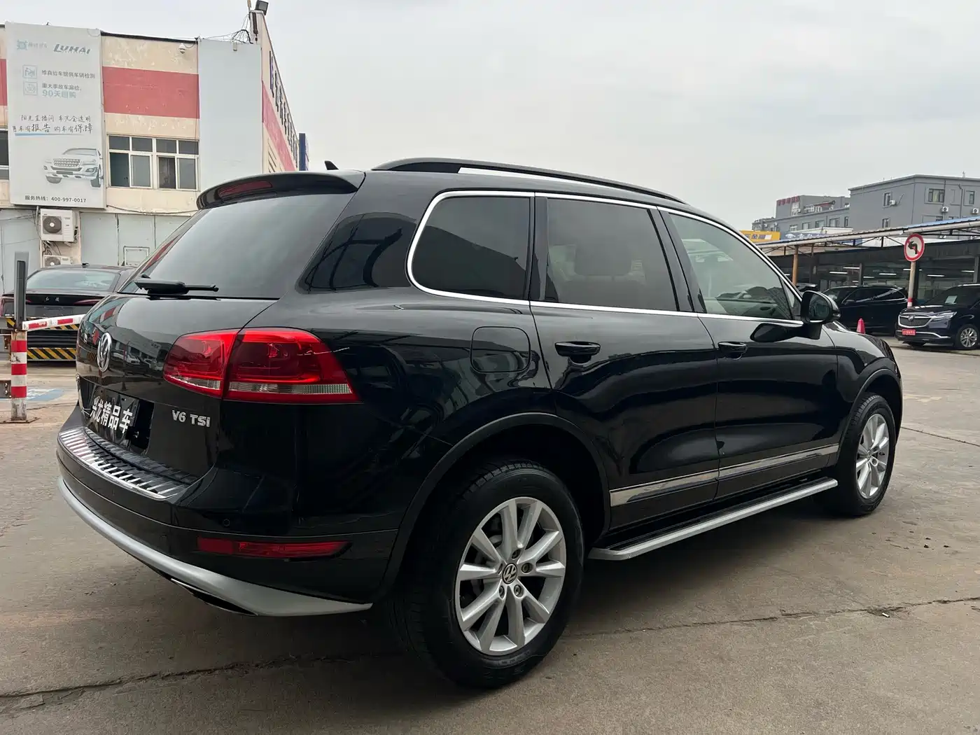 Фото 13 - Volkswagen Touareg