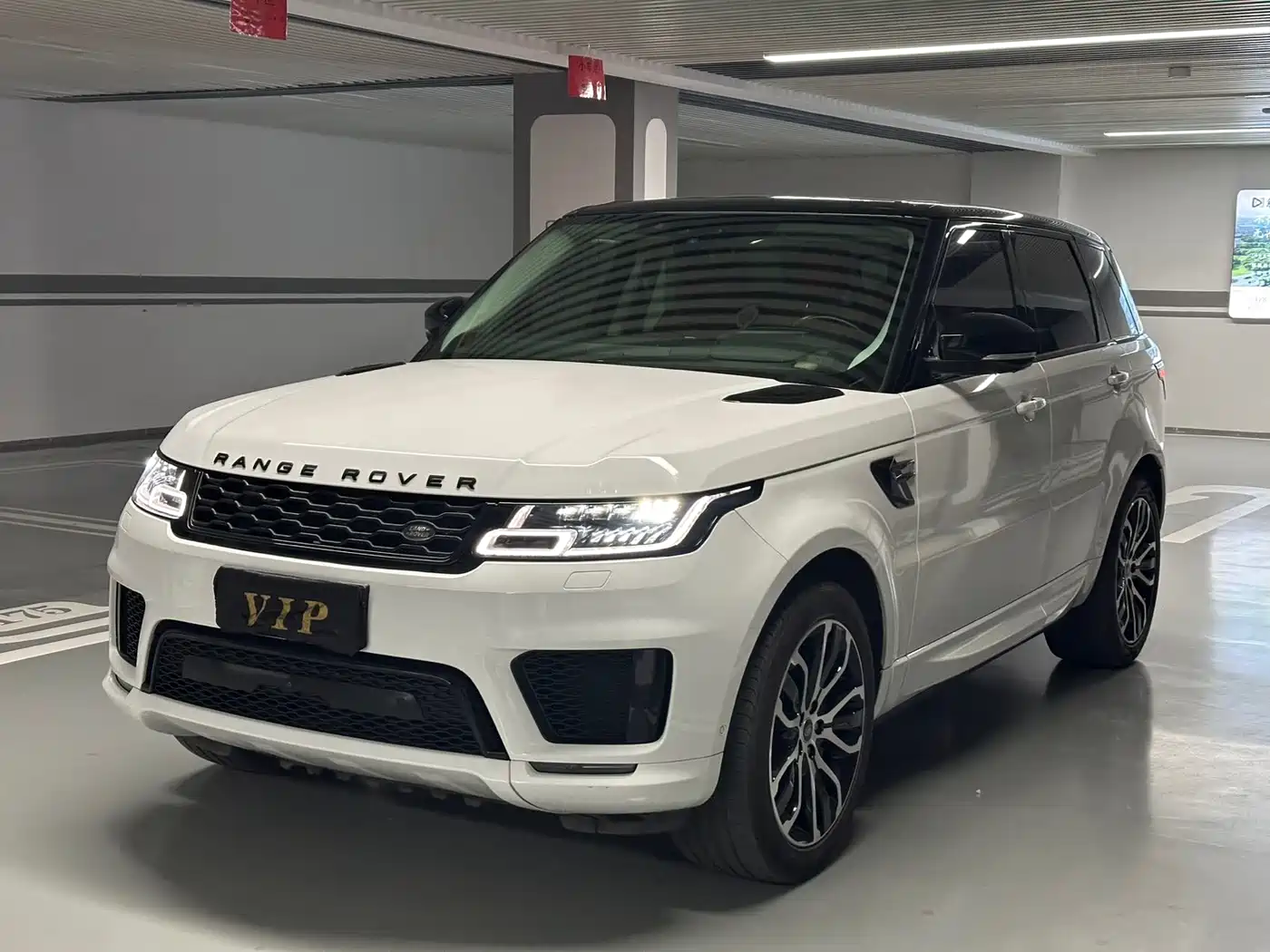 Land Rover Range Rover Sport 2021 3.0 L6 Gloss Black Edition