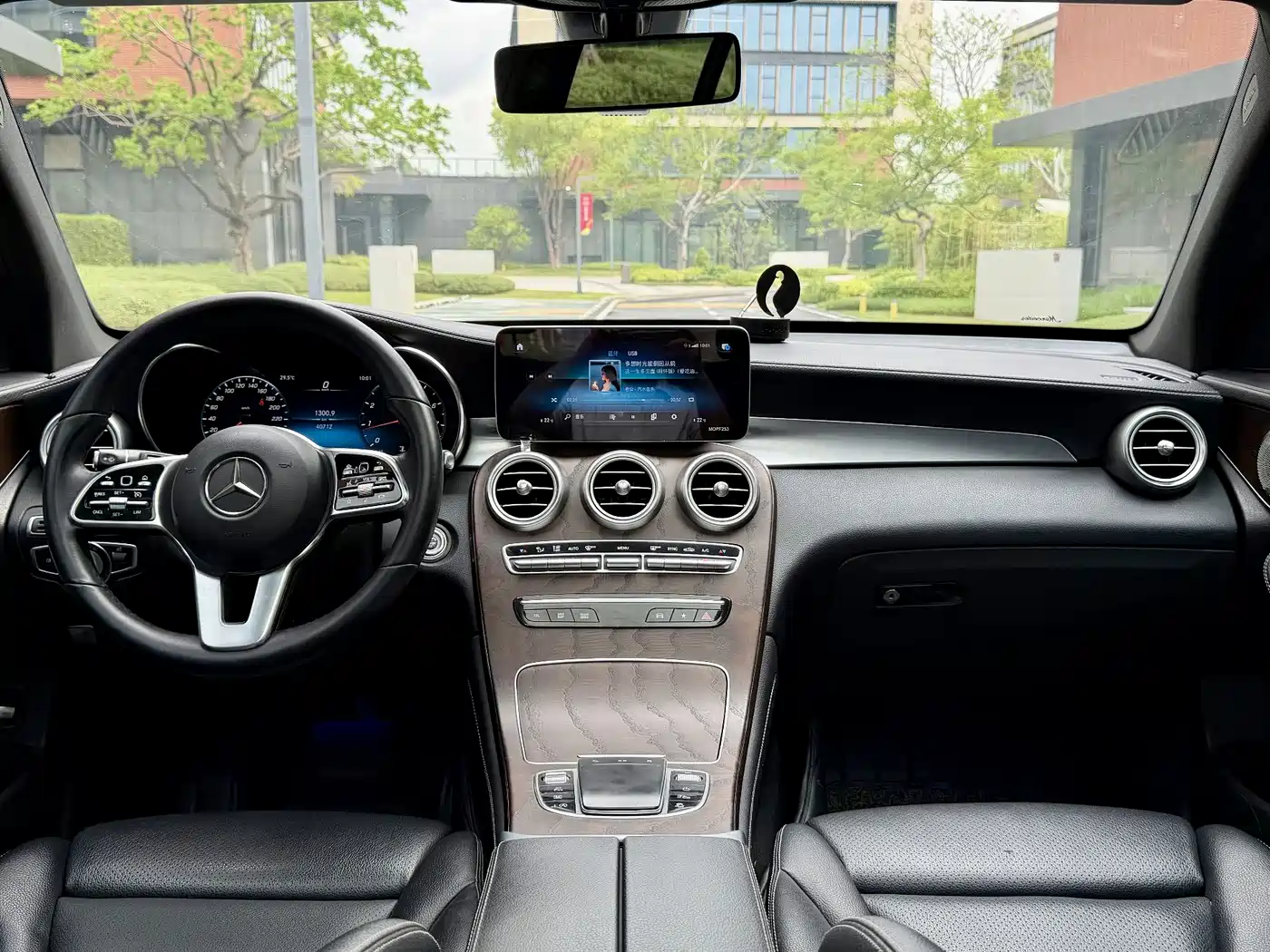 Mercedes-Benz GLC 2020 GLC 260 L 4MATIC Luxury фото 14