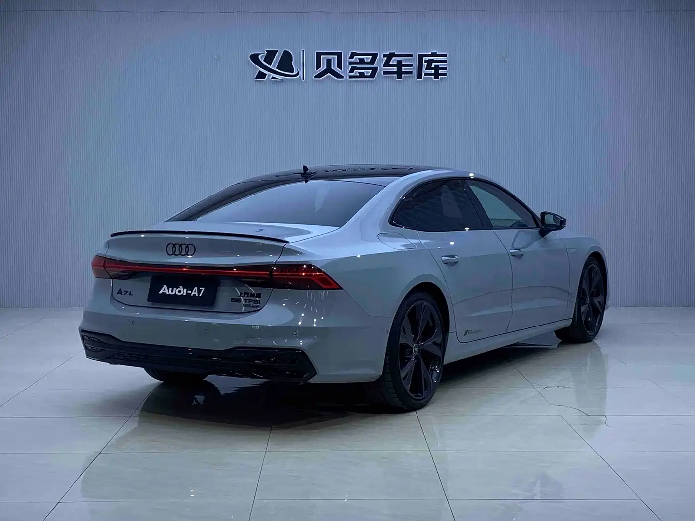 AUDI A7L