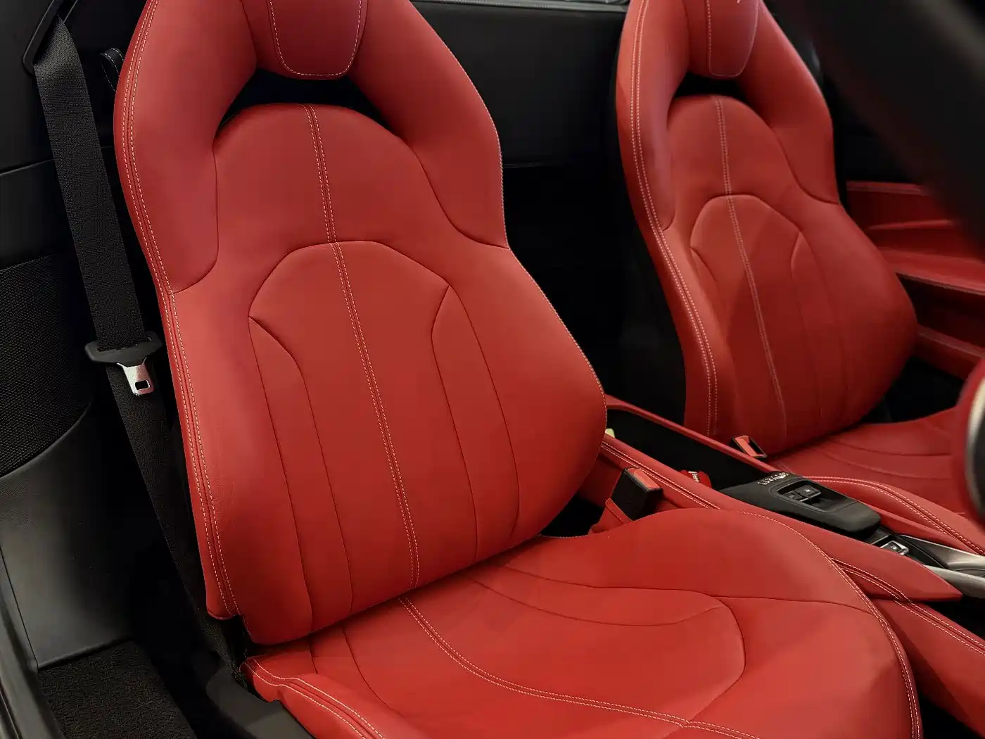 Ferrari F8 2023 2020 Spider 3.9T V8