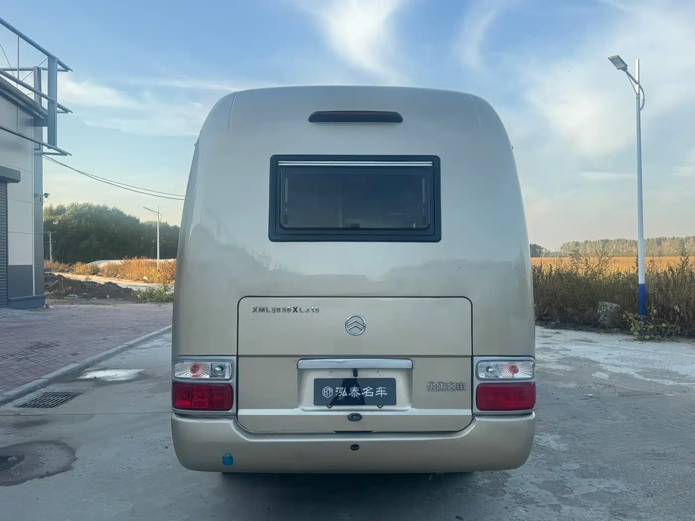 Golden Dragon Coaster 2015 2010 3.9T Diesel Premium Edition D4DD