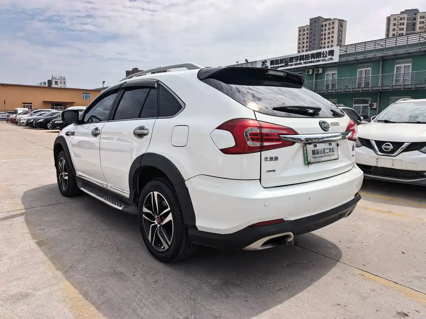 BYD Tang New Energy 2015 2.0T 4WD Flagship фото 4