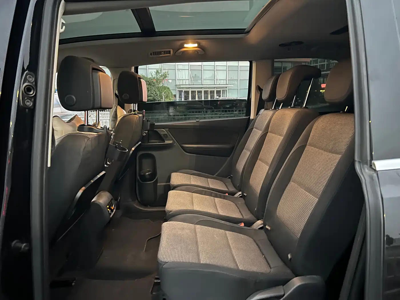 Volkswagen Sharan 2014 2014 2.0TSI Standard
