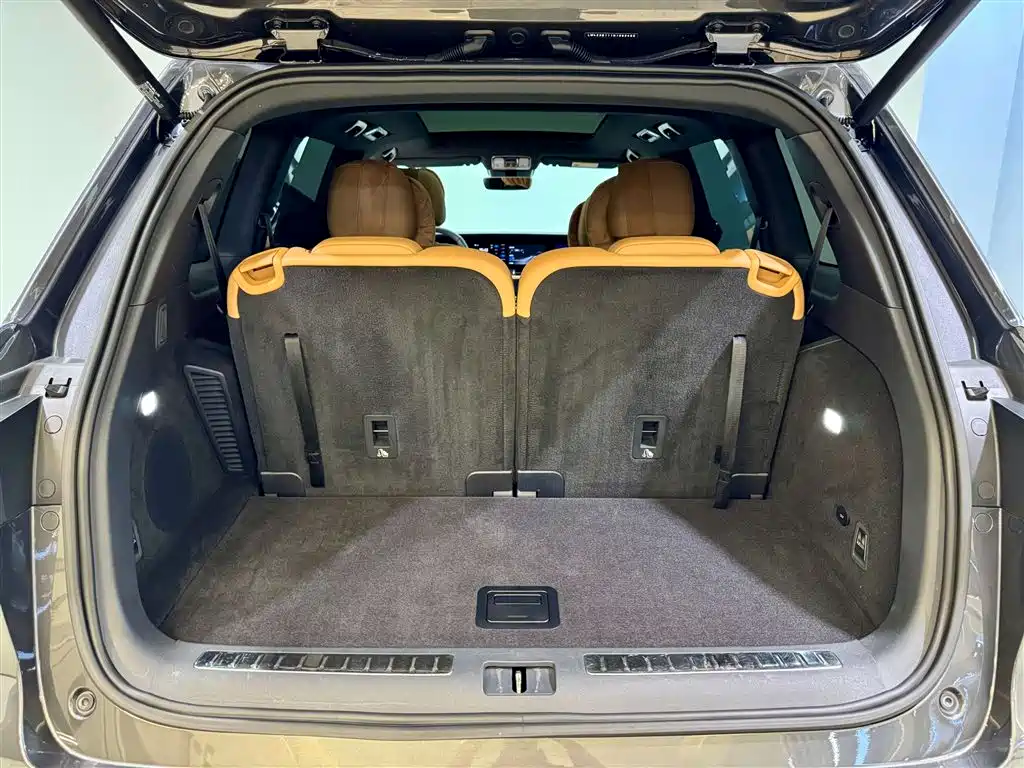  Li Auto Li ONE 2021 Extended Range 6-Seater 11