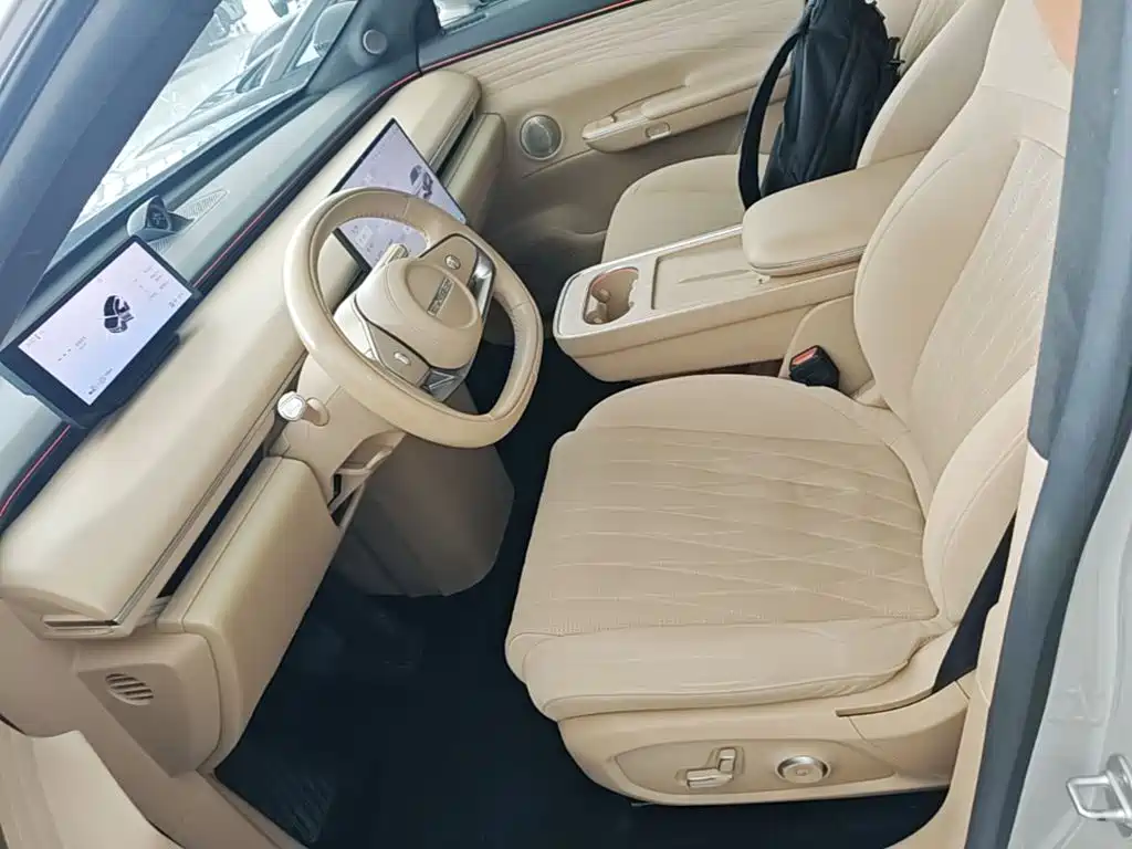 Exeed Exlantix ET 2025 2024 Extended Range 240 Ultra AWD