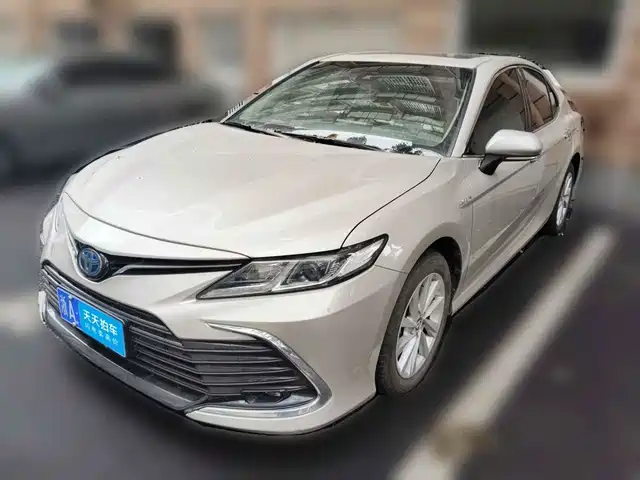 Toyota Camry 2021