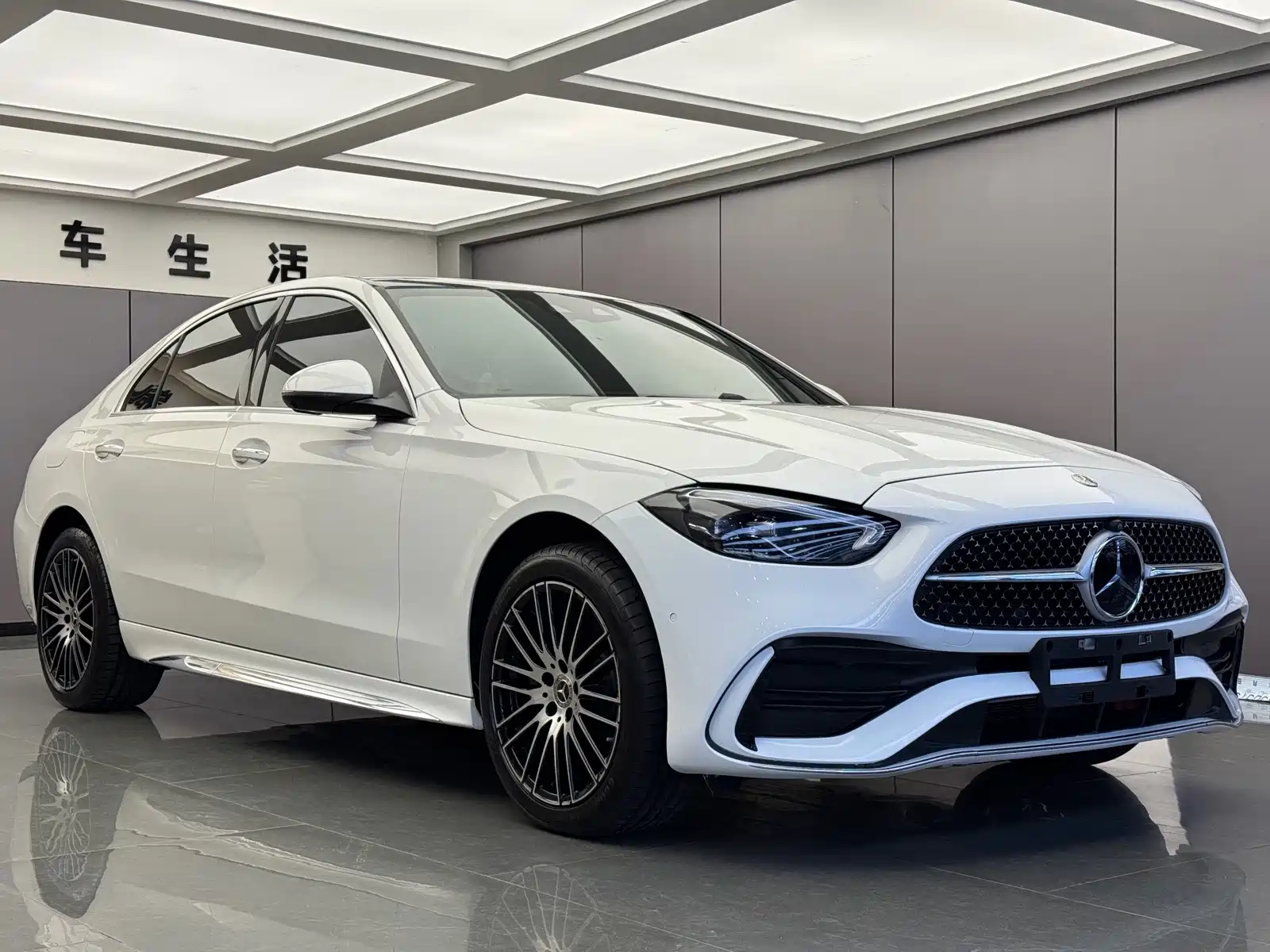 Фото 3 - Mercedes-Benz C-Class