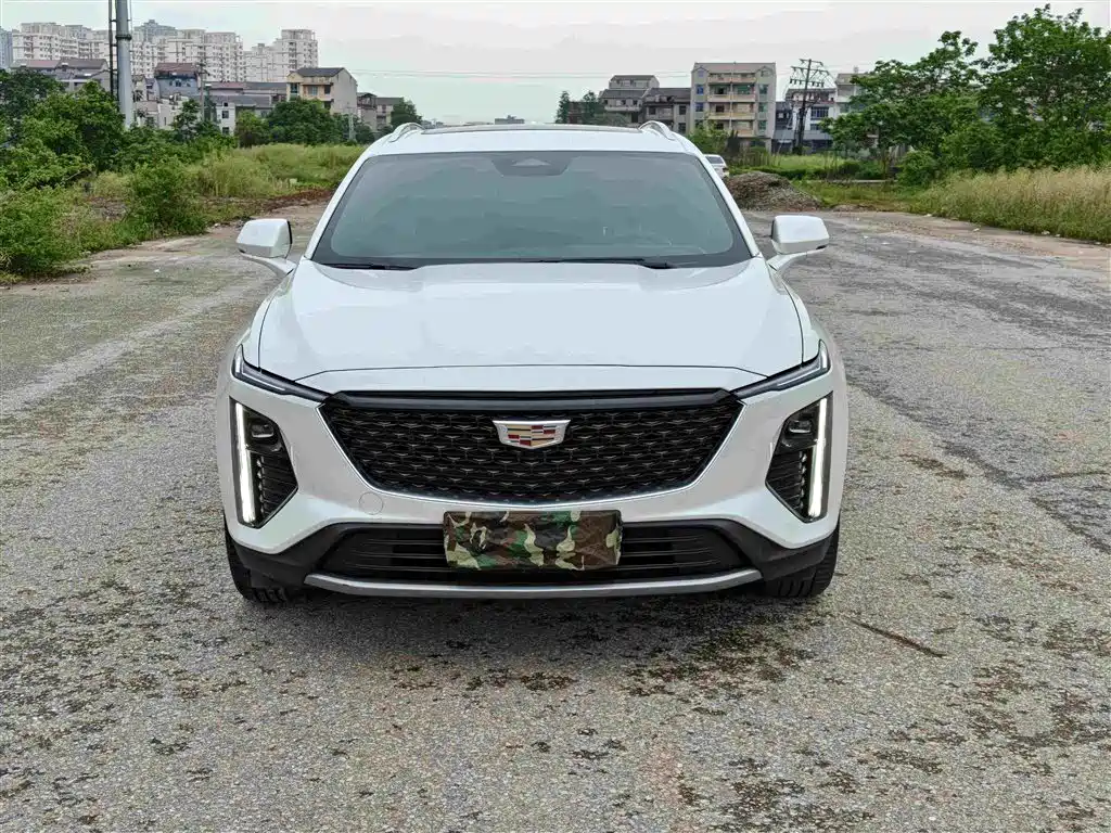 Cadillac GT4 2023 25T Trend Edition фото 2