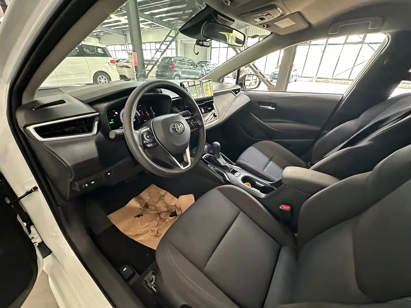 Toyota Levin 2024 Smart Hybrid 1.8L Leading Edition фото 14