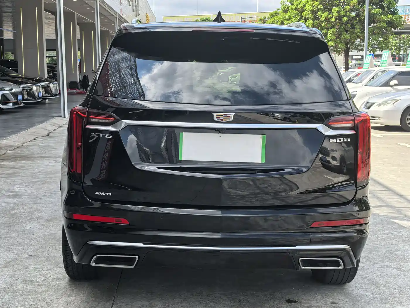 Фото 9 - Cadillac XT6