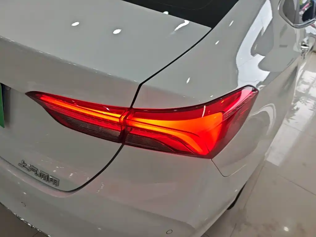 صورة 8 - Buick Verano