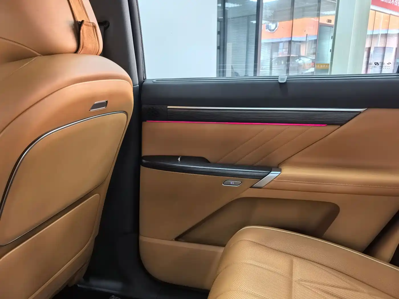 Dongfeng Yipai eπ008 2024 2025 210Ultra Ruyi Edition 5-Seater