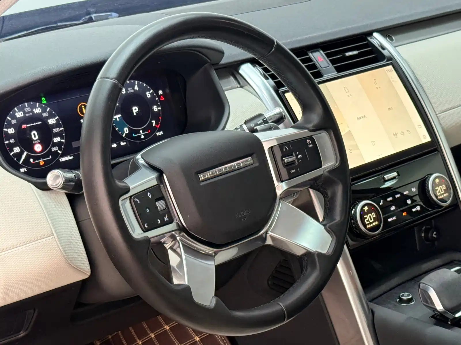 صورة 11 - Land Rover Discovery