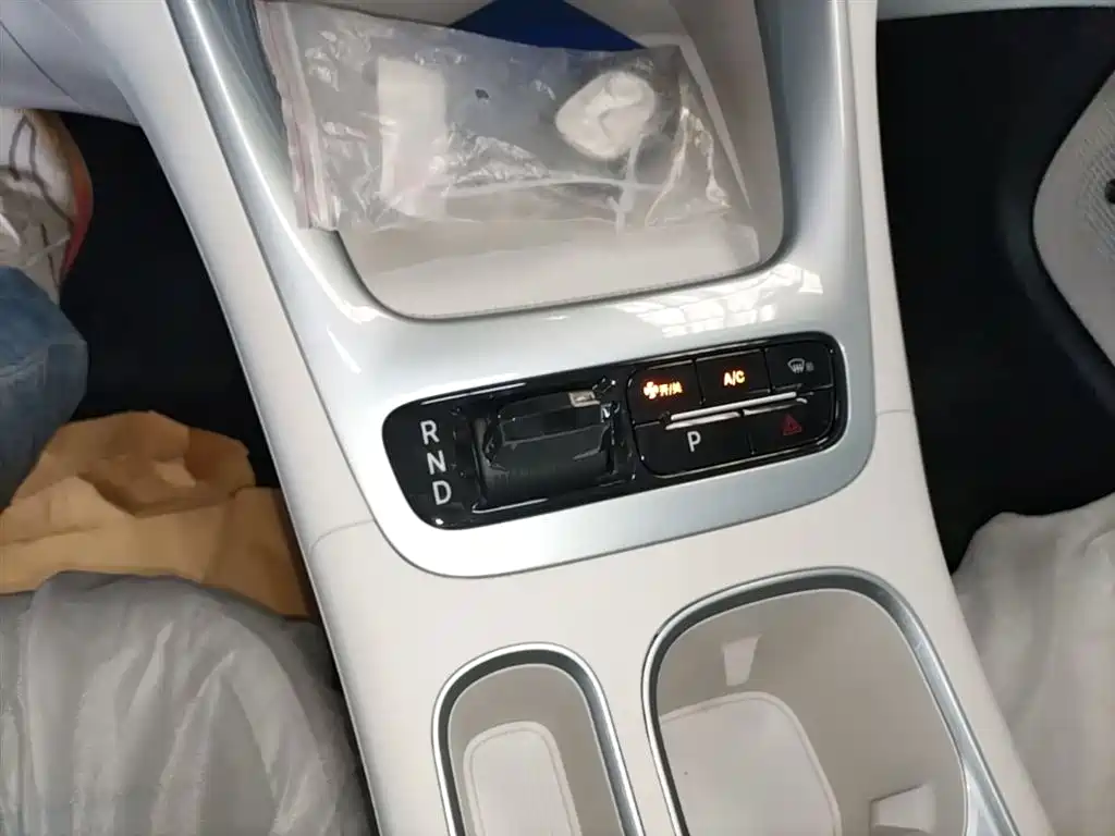 Geely Galaxy Starry Wish 2026 Edition 310km Youth Version фото 14