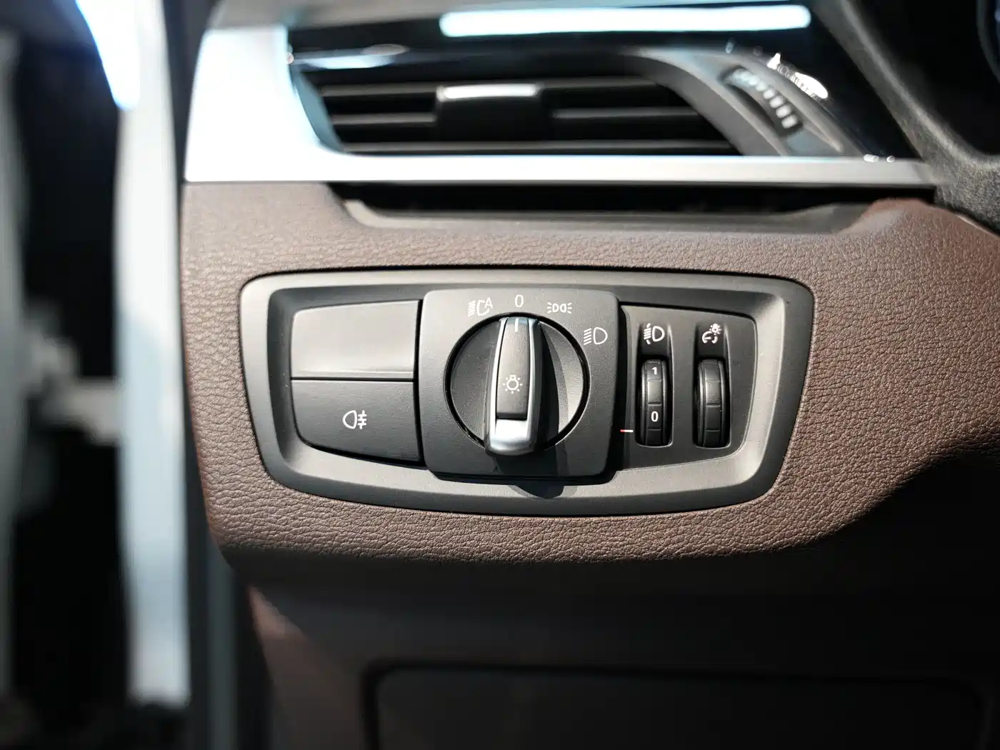 BMW X1 2022 sDrive25Li Leading фото 13