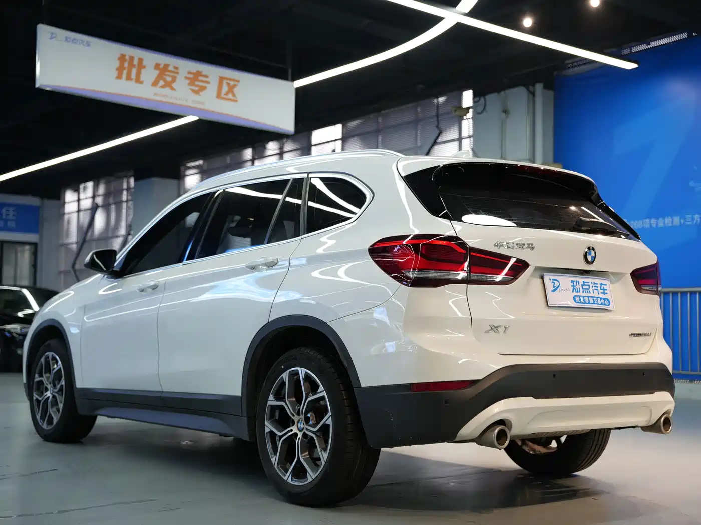 BMW X1 2022 sDrive25Li Leading фото 28