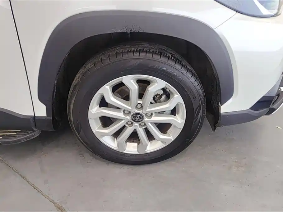 TOYOTA FENGLANDA