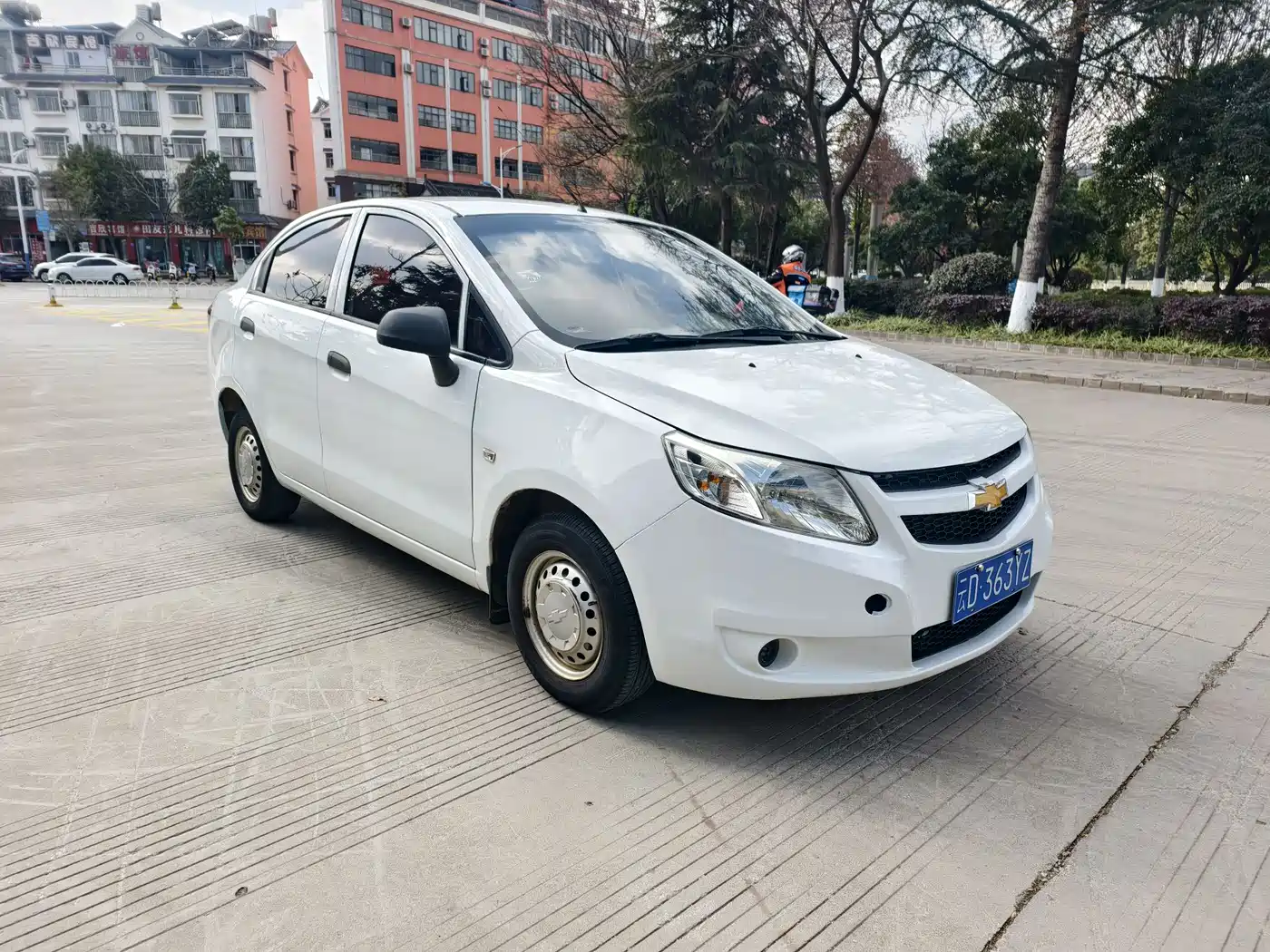 Chevrolet Sail 2013 Sedan 1.2L Manual Happiness Edition фото 3
