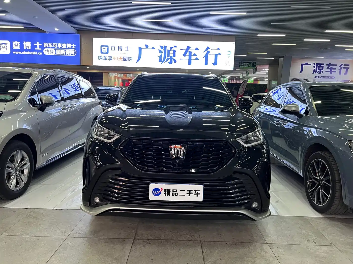 Фото 2 - Toyota Crown Kluger